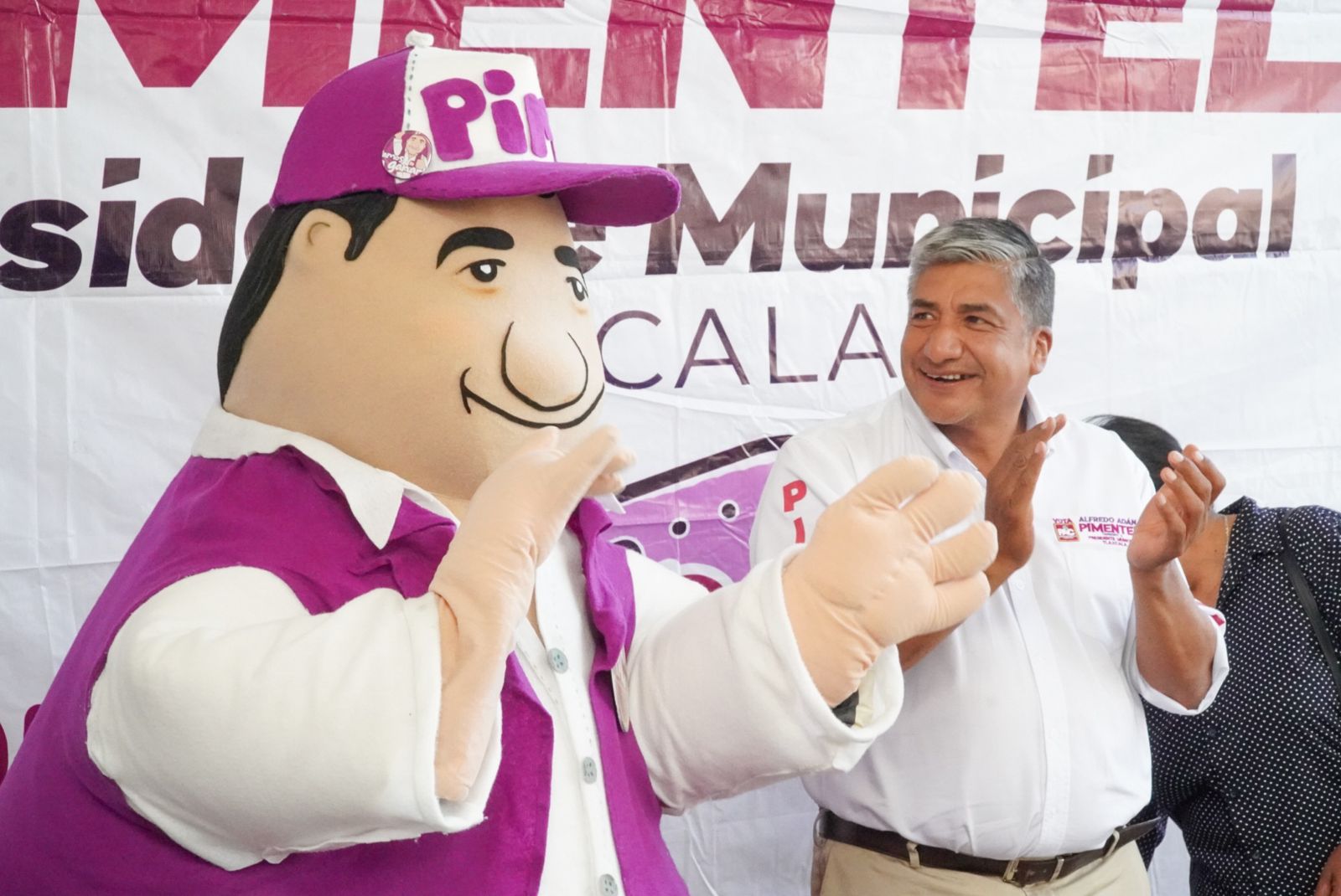 Seguridad, servicios públicos, salud y sociedad, ejes de plan de Adán Pimentel para Tlaxcala Capital